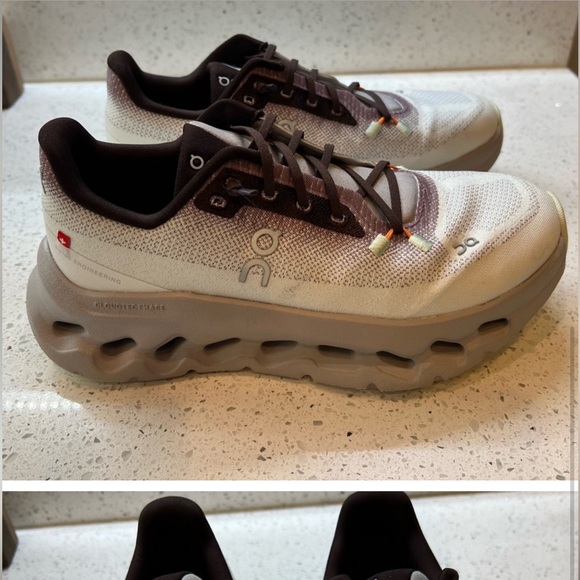 Cloudlit used few times - Picture 1 of 3